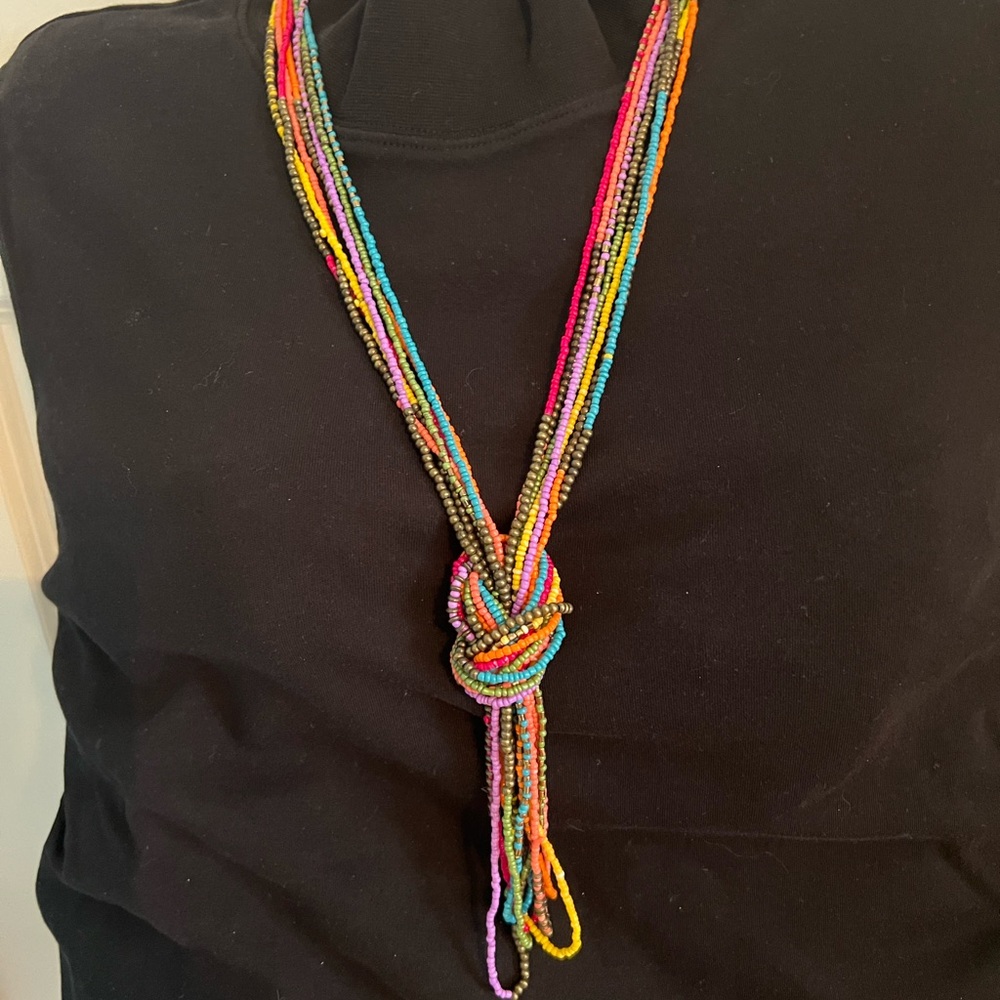 Multicolor bead string necklace - Picture 3 of 3